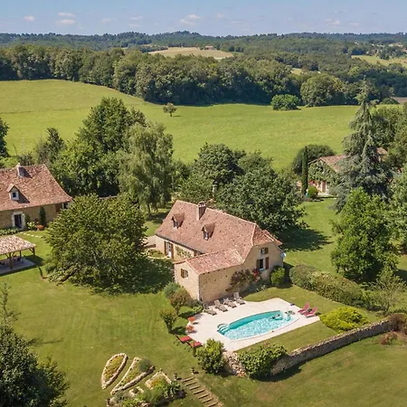 Holiday home La Devinie